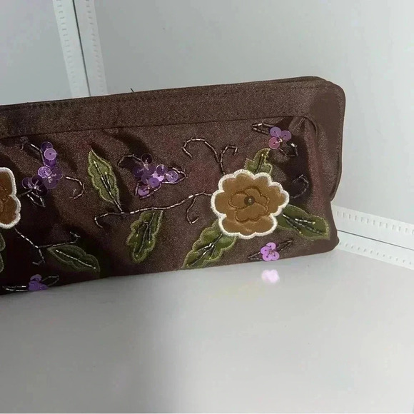 Brown Satin Clutch Purse Appliqued Floral Beaded Evening Zippered Bag - Picture 3 of 8